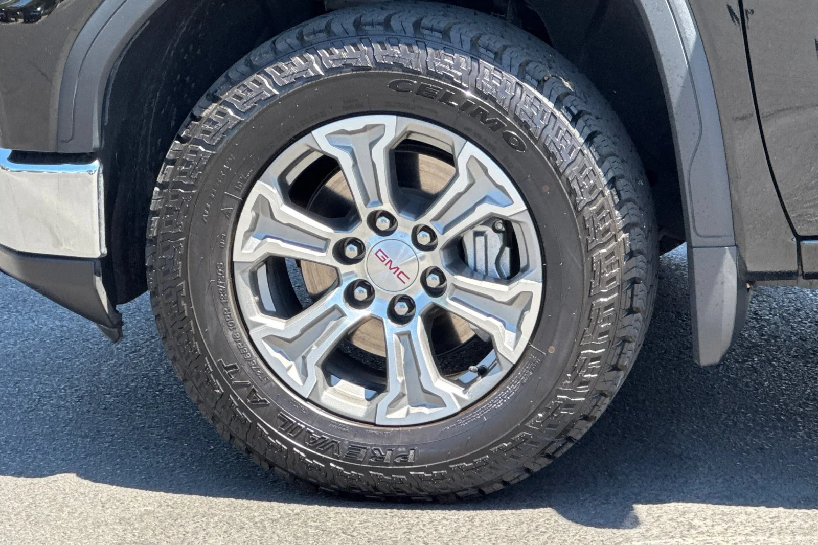 2025 GMC Sierra 1500 SLT - Photo 32