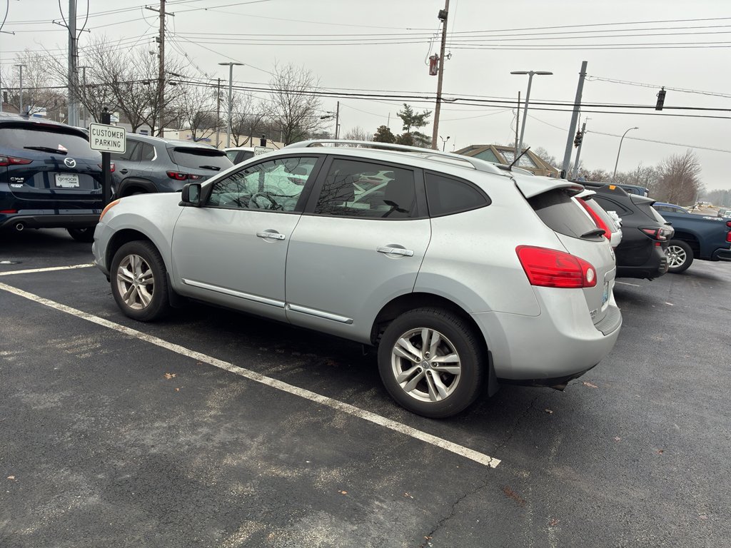 Used 2015 Brilliant Silver Nissan S image 5