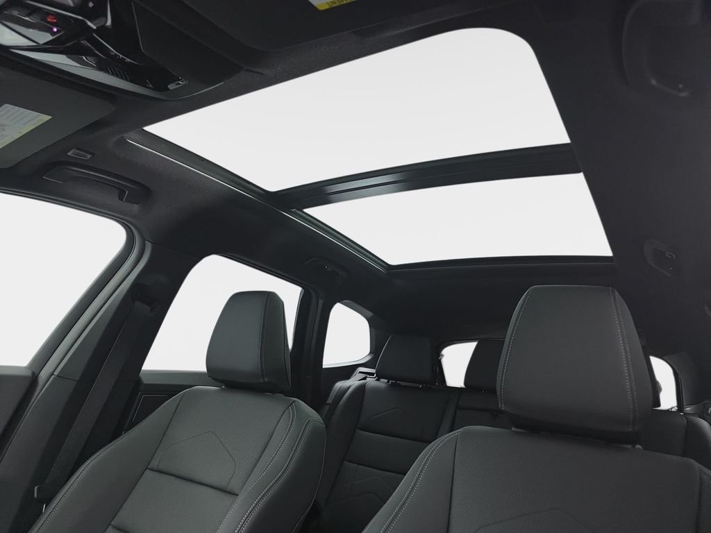 New 2026 Black Sapphire Metallic BMW xDrive28i image 29