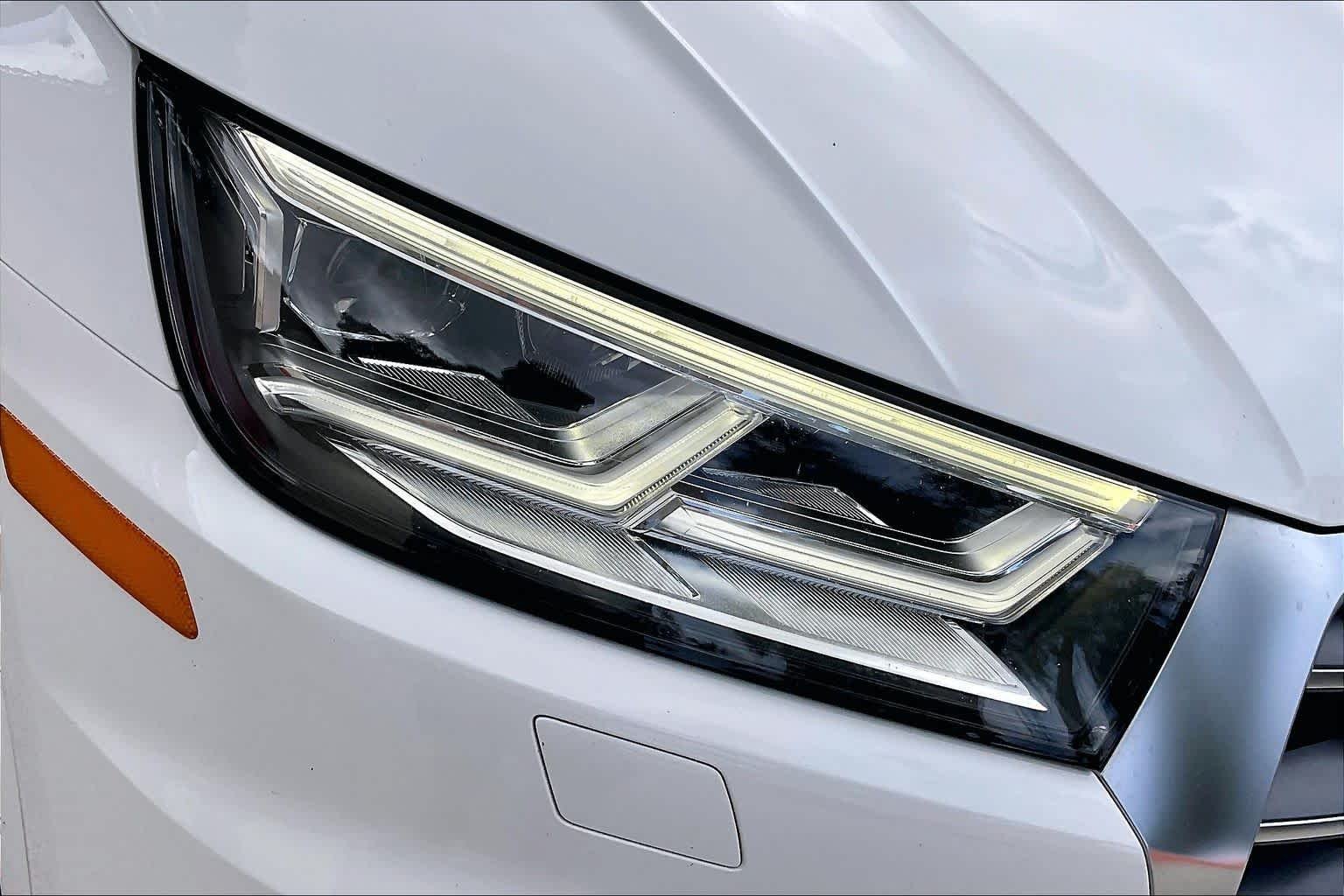 Used 2018  Audi Premium Plus image 26
