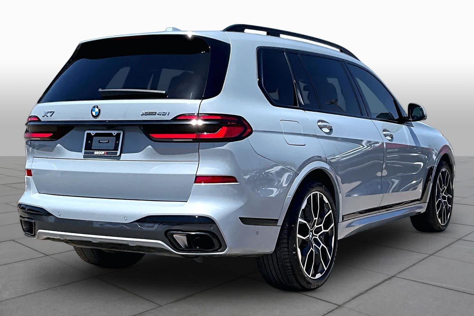 Used 2024 Brooklyn Grey Metallic BMW xDrive40i image 13