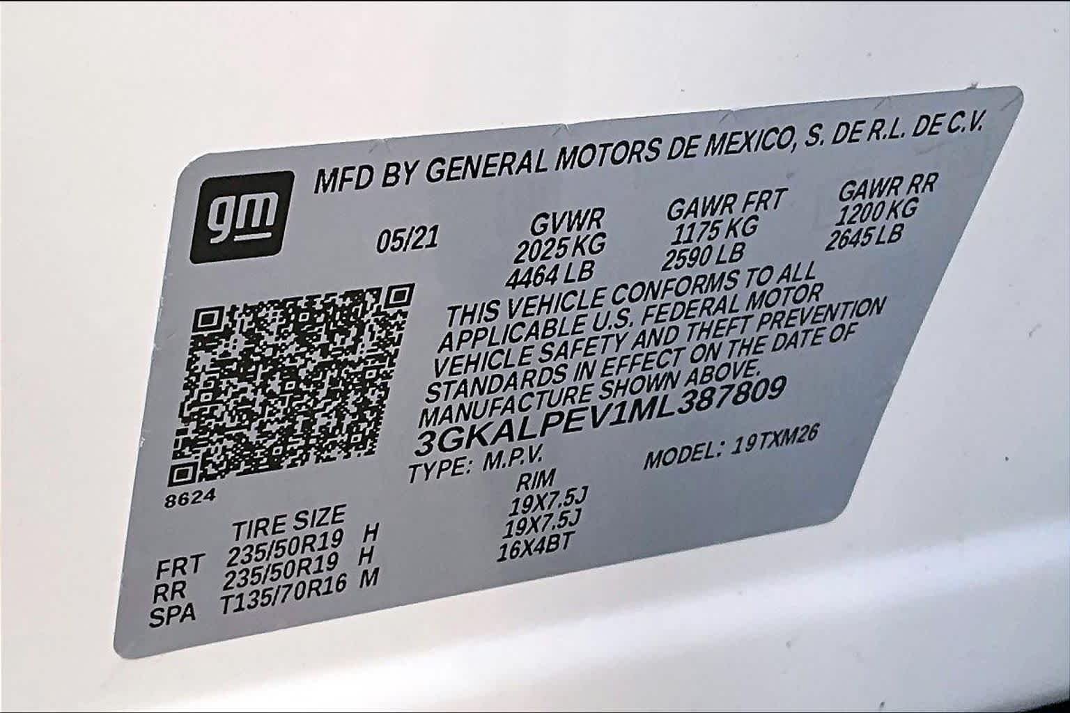 Used 2021 Summit White GMC SLT image 34