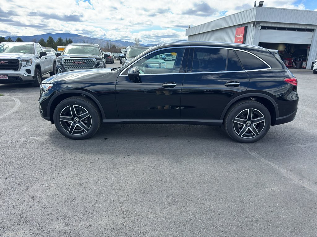 2026 Mercedes-Benz GLC GLC 300 4MATIC's photo