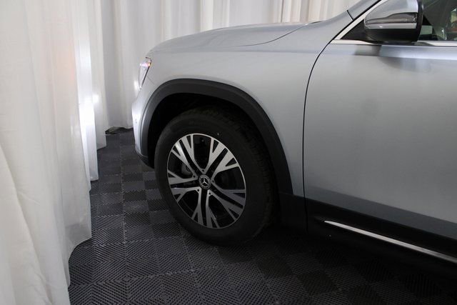 New 2026 Cirrus Silver Metallic Mercedes-Benz GLB 250 image 44