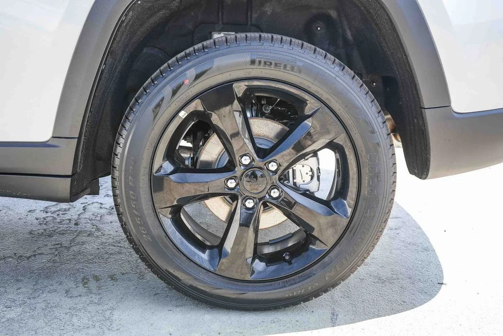 New 2026 Silver Jeep Limited image 12