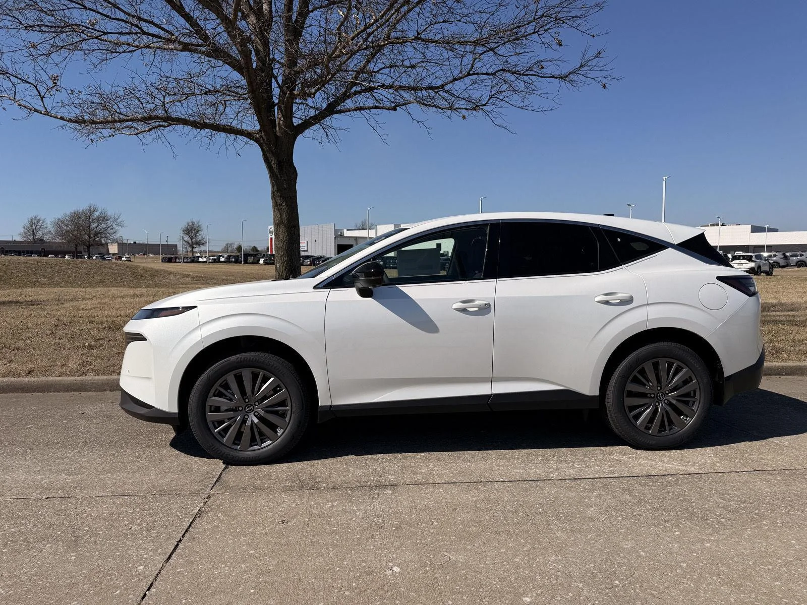 New 2026 WHITE Nissan  image 32