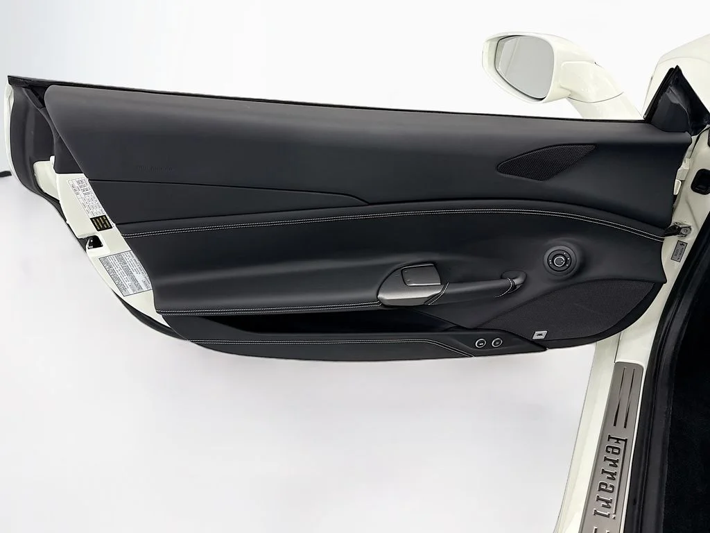 Used 2018 Bianco Avus Ferrari Base image 29