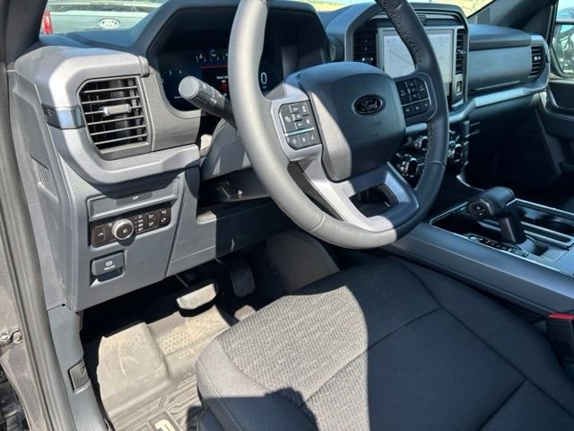 New 2026 Carbonized Gray Metallic Ford XLT image 13