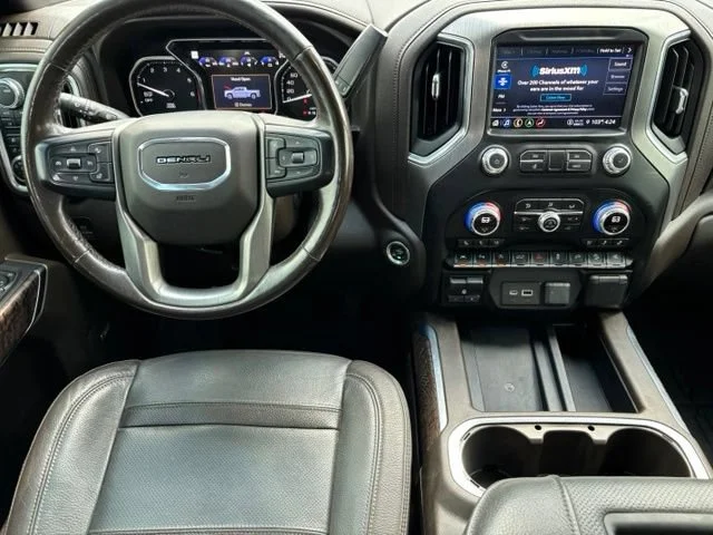Used 2021 White GMC Denali image 18