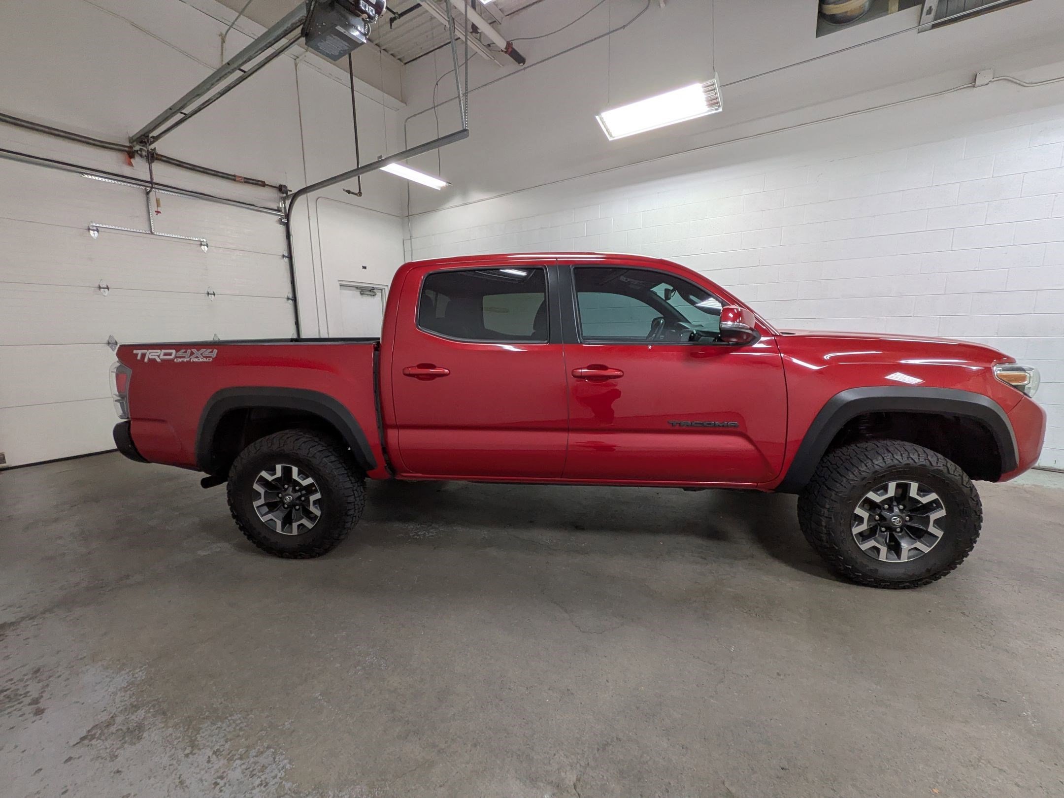 Used 2022 Barcelona Red Metallic Toyota SR image 3