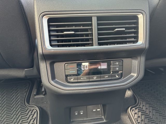 New 2026 Deep Black Volkswagen 2.0T SEL image 12