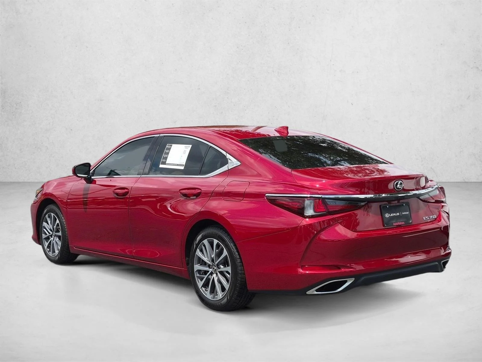 Certified Used 2022 Matador Red Mica Lexus  image 8