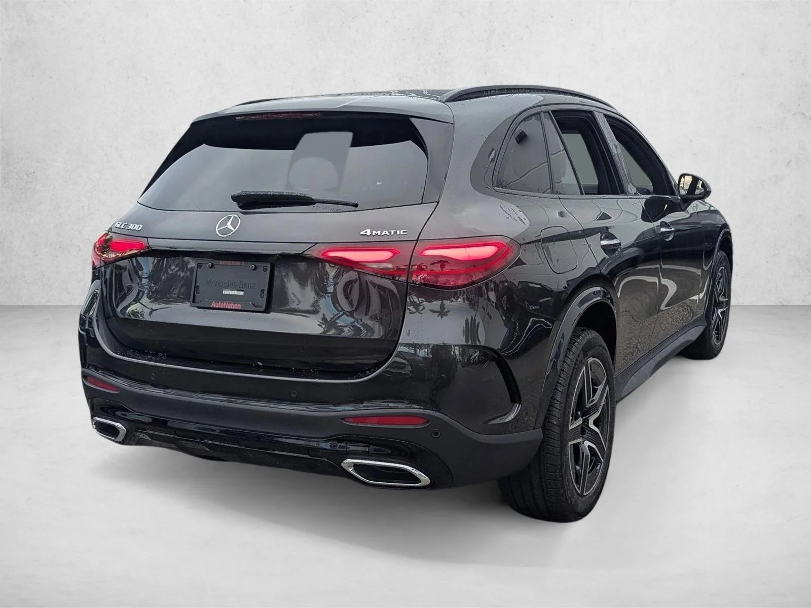 2026 Mercedes-Benz GLC Base - Photo 2