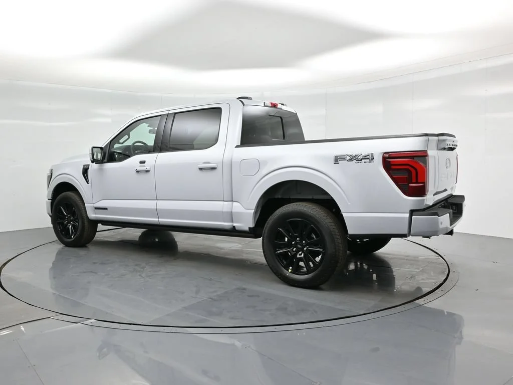 Used 2025 Space White Metallic Ford Platinum image 6