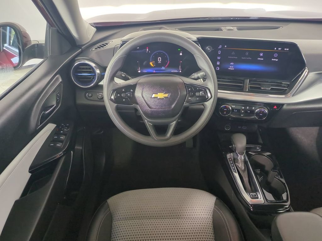 2025 Chevrolet Trax LT - Photo 20