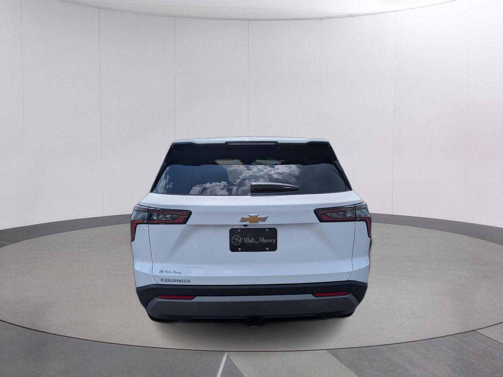 New 2026 Summit White Chevrolet LT image 7