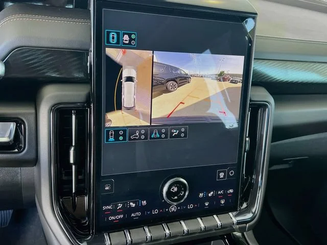2026 GMC Yukon XL AT4 - Photo 9