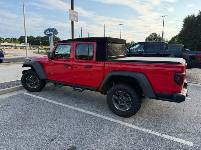 Used 2020 Red Jeep Rubicon image 3