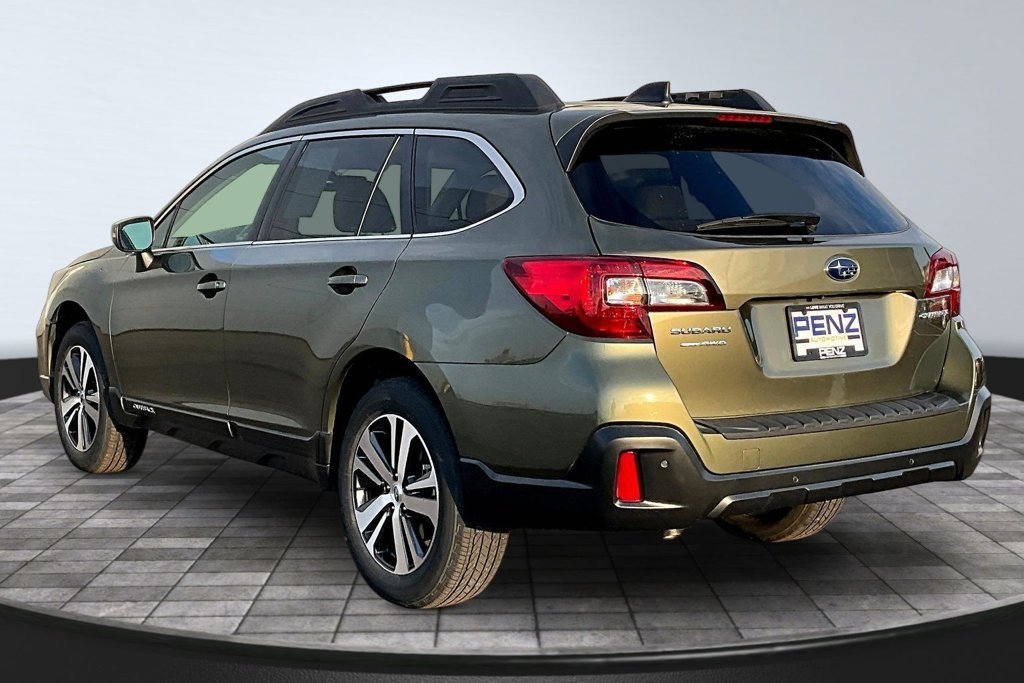 Used 2019 Green Subaru 2.5i image 4