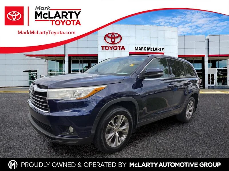 Used 2015 BLUE TOYOTA AWD 4DR V6 XLE image 1