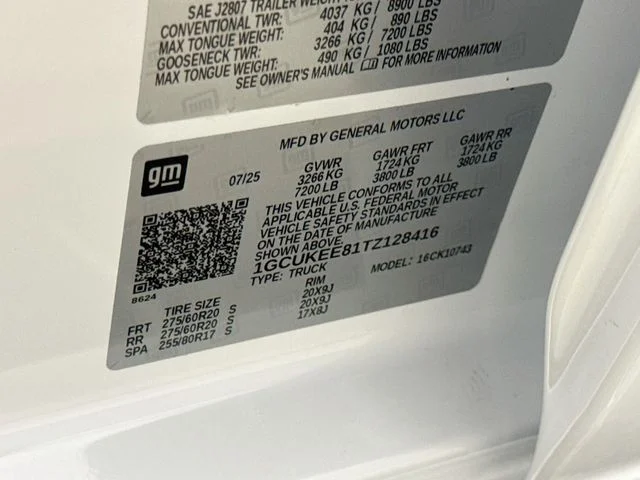 Used 2026 White Chevrolet RST image 32
