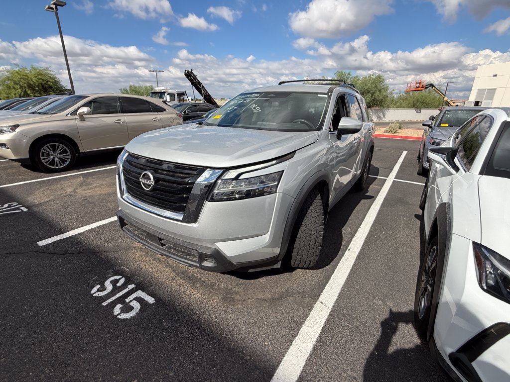 Pre-Owned 2022 Nissan Pathfinder SV 4D Sport Utility in Tempe
