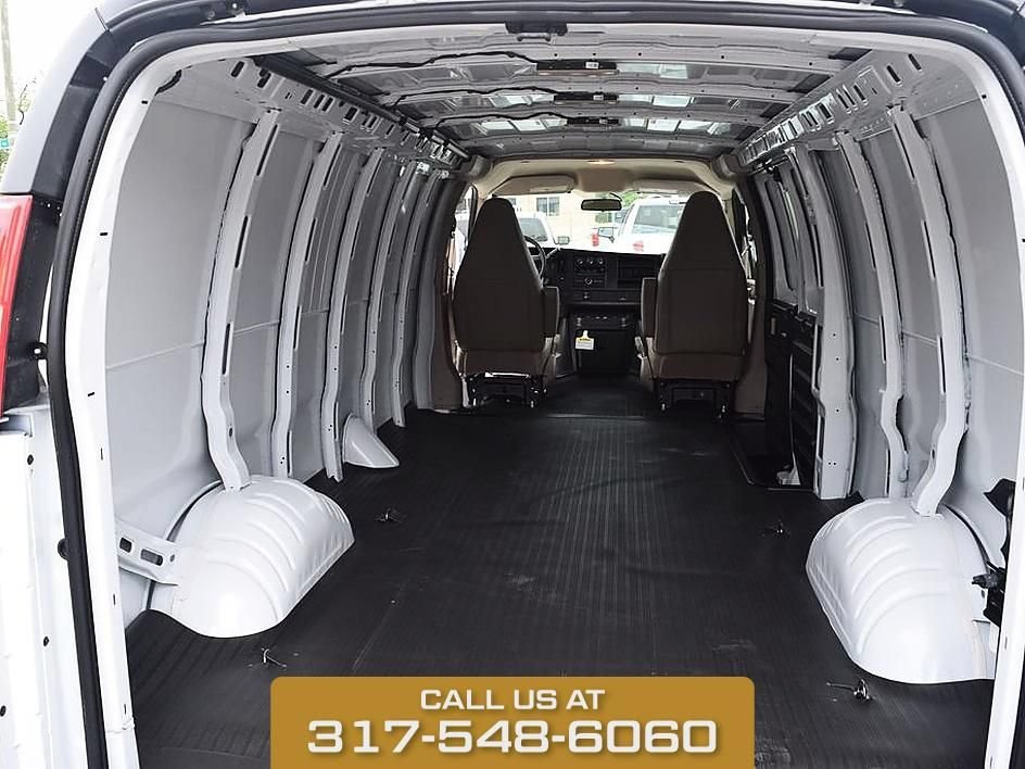2026 Chevrolet Express Cargo Work Van - Photo 16
