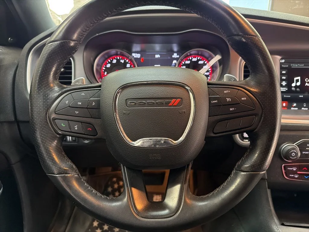Used 2022 White Knuckle Clearcoat Dodge R/T image 16
