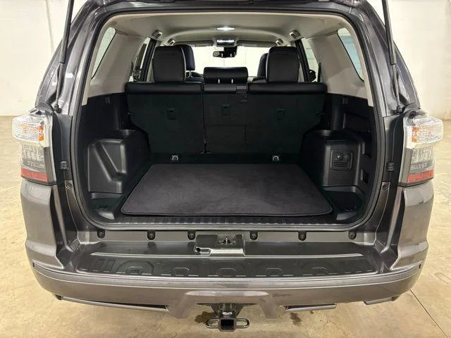 Used 2023 MAGNETIC GRAY MET. Toyota  image 23