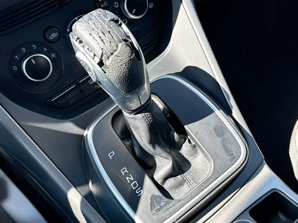 Used 2013 White Ford SE image 17