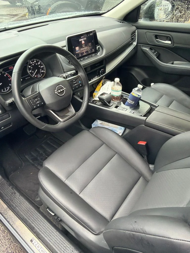 Used 2026 Boulder Gray Pearl Nissan Dark Armor image 5