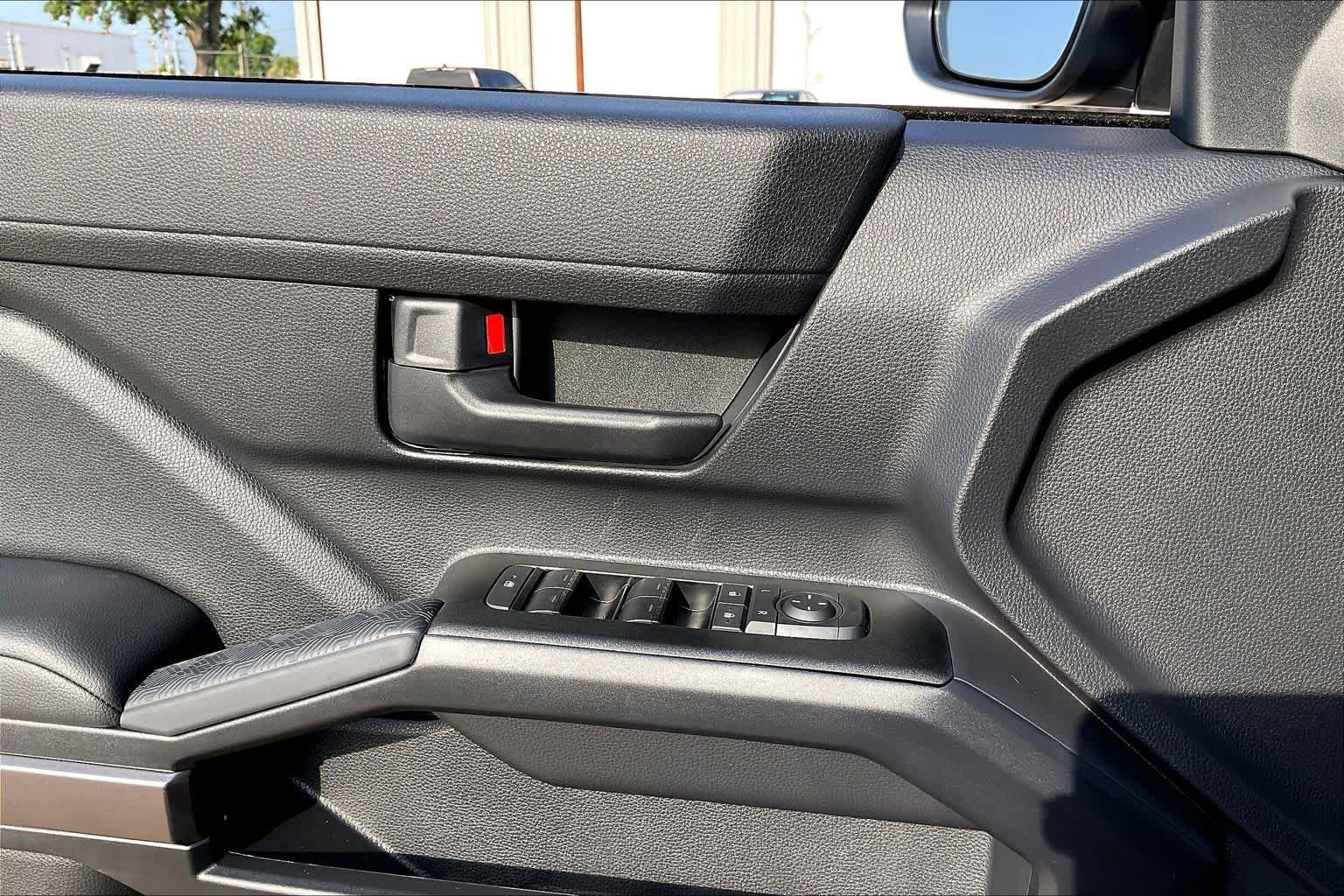 New 2026 Cutting Edge Toyota SR5 image 18