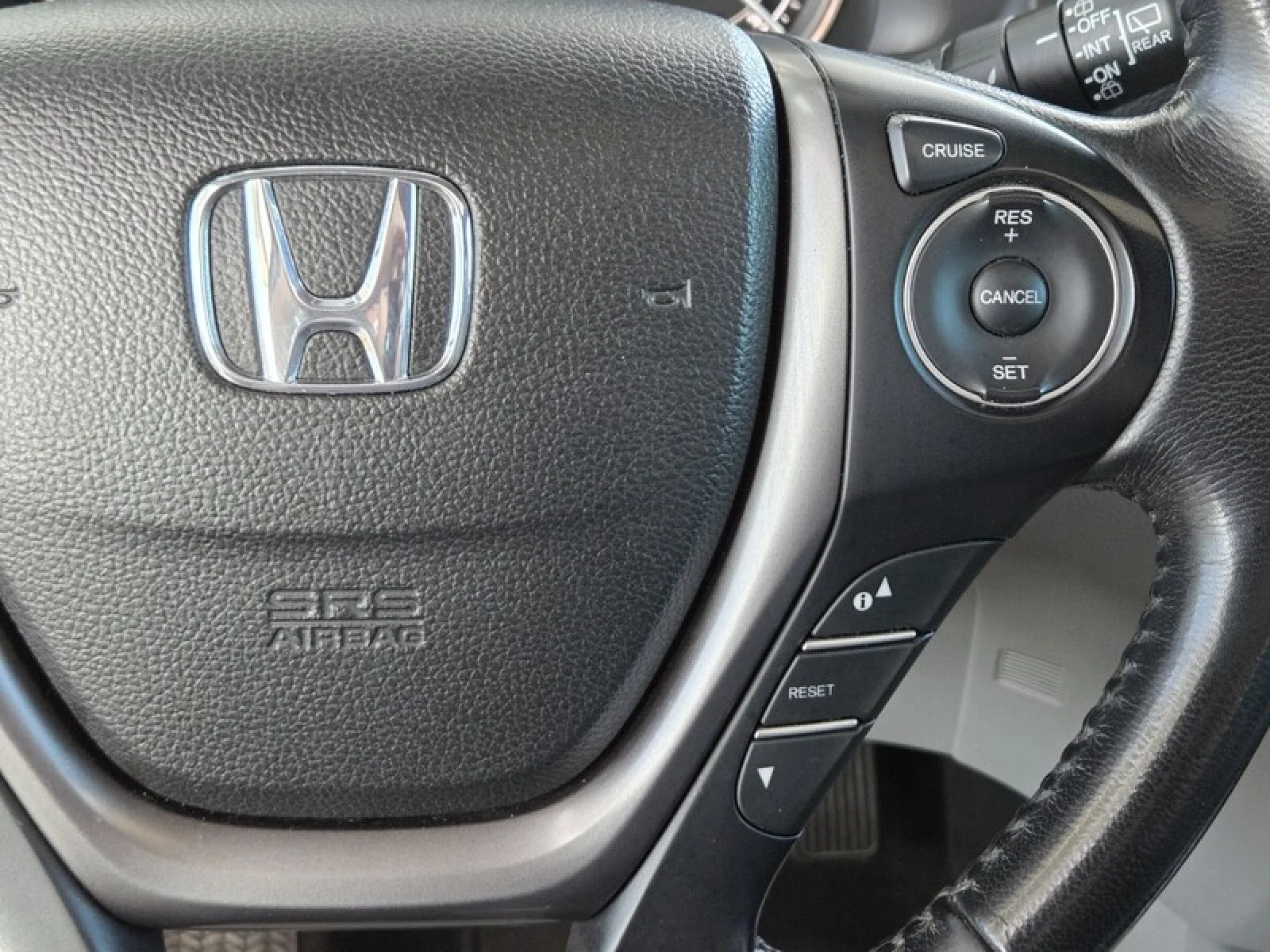Used 2016 Obsidian Blue Pearl Honda EX-L image 29