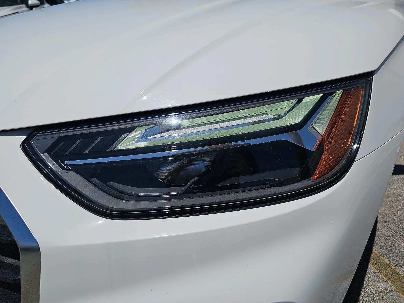 Used 2021 White Audi 45 Premium Plus image 30