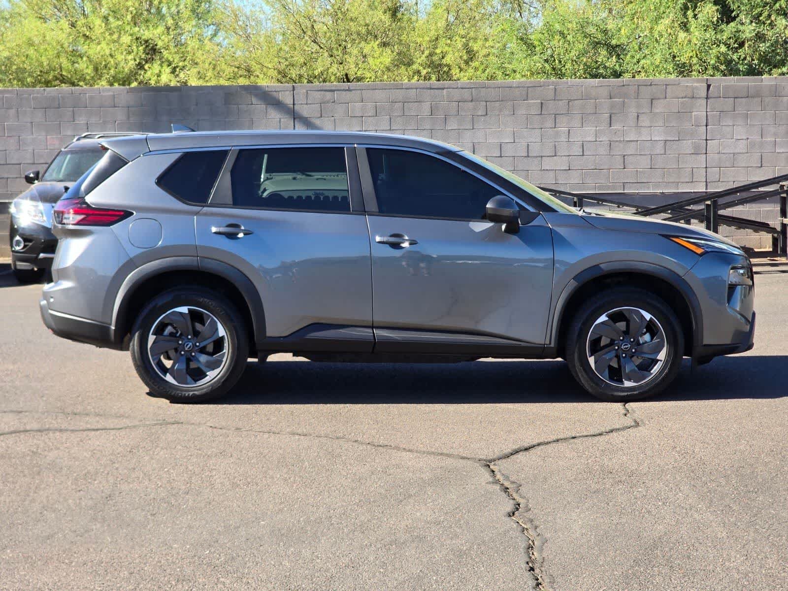 Used 2024 Gun Metallic Nissan SV image 7
