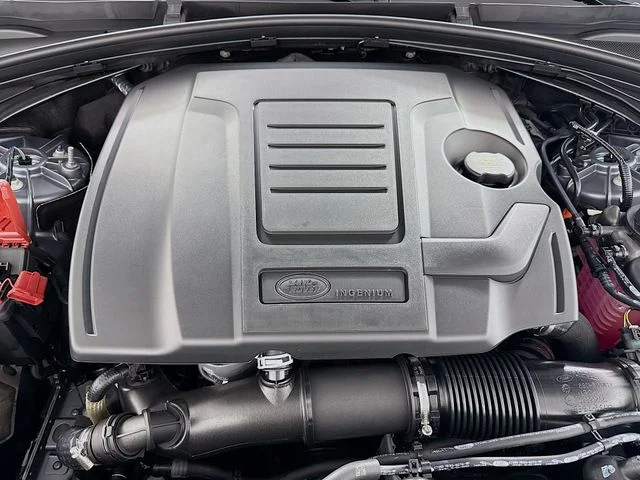 New 2026 Zadar Grey Land Rover P250 Base image 32
