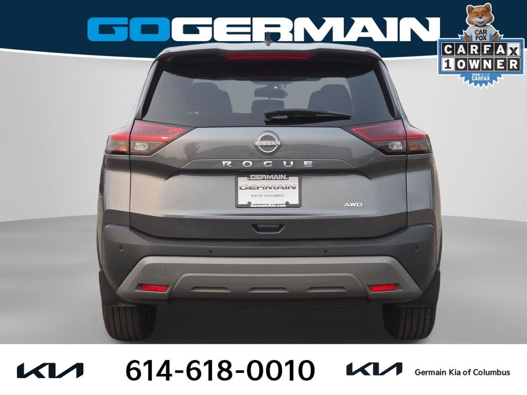 Used 2023 Gray Nissan S image 10