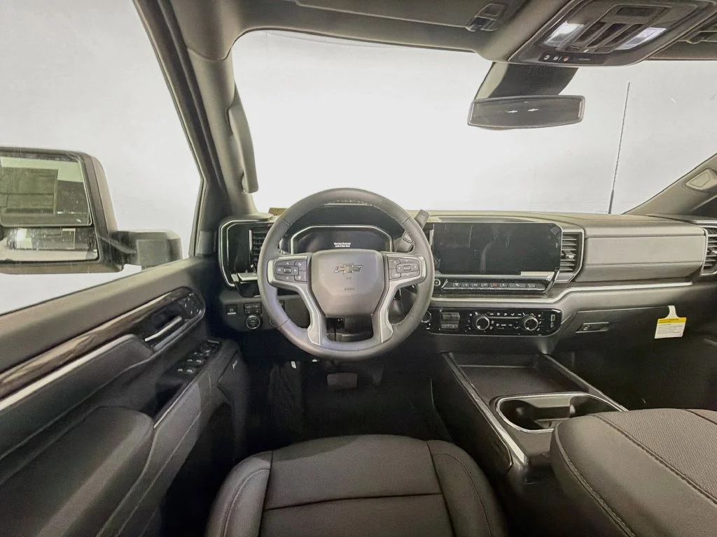2026 Chevrolet Silverado 3500HD LTZ - Photo 21