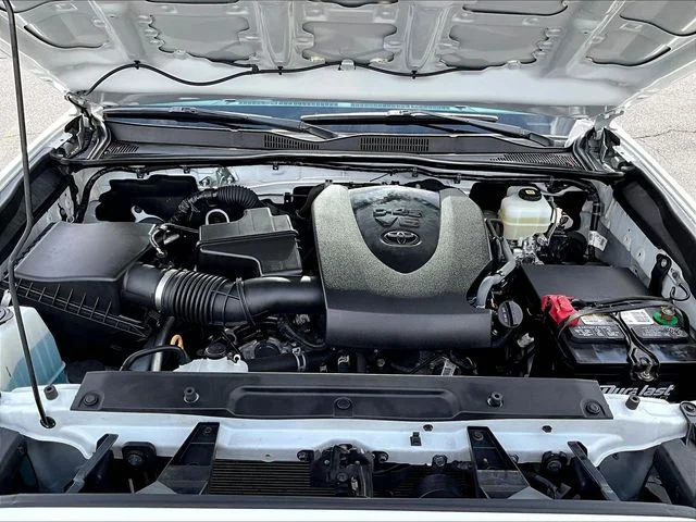 Used 2021 White Toyota TRD Off-Road image 33
