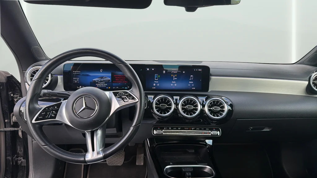 Used 2025 Black Mercedes-Benz CLA 250 image 21