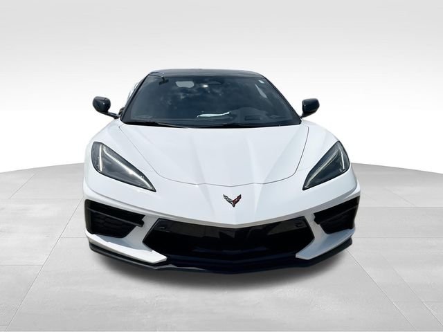 Used 2024 White Chevrolet Stingray image 3