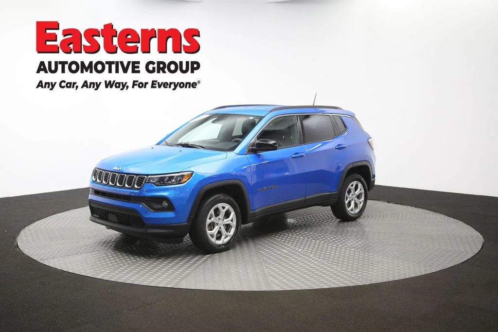 Used 2024 Blue Jeep Latitude image 54