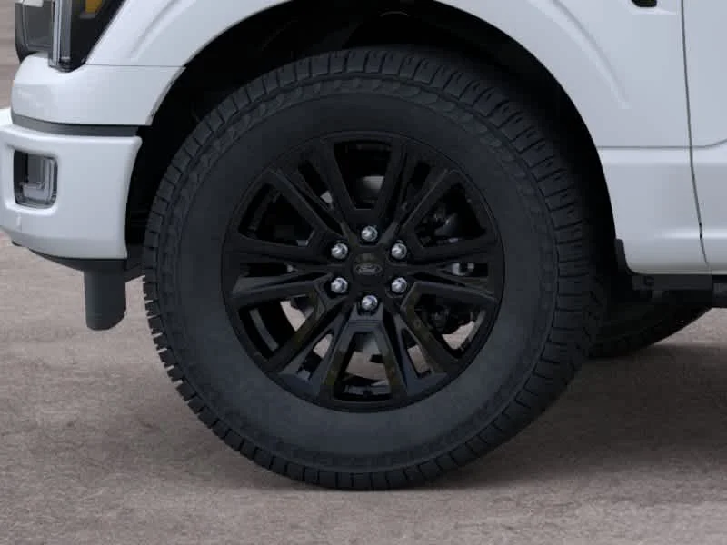 New 2026 Star White Metallic Tri-Coat Ford Platinum® image 19