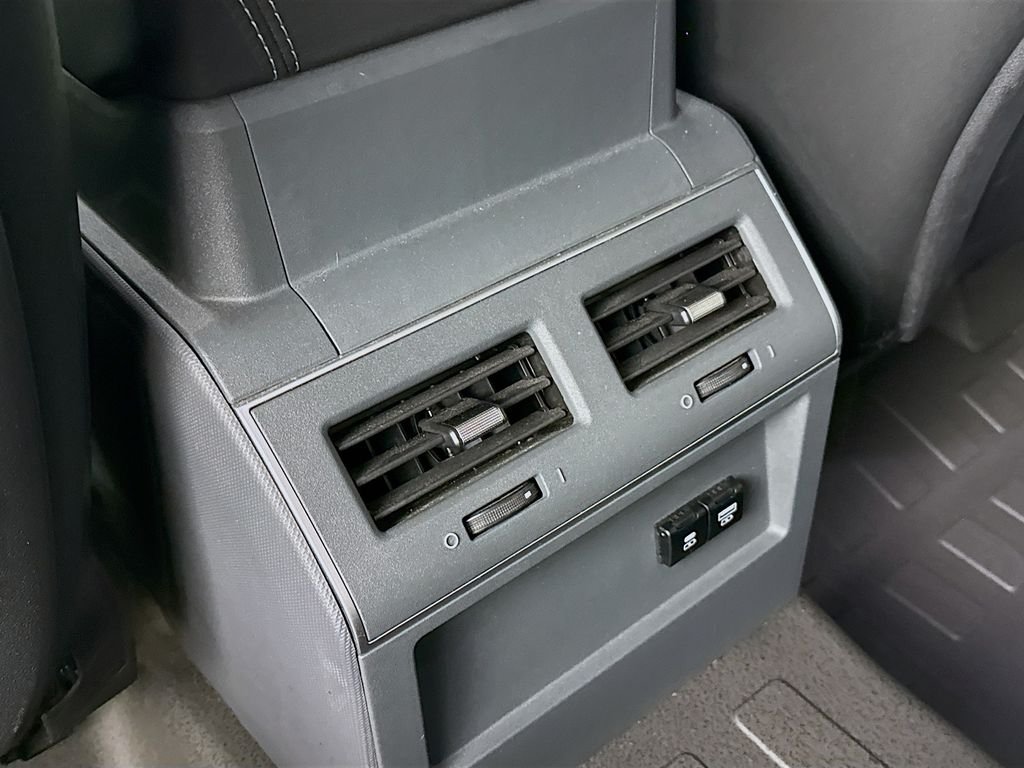 Used 2024 Black INEOS Base image 22