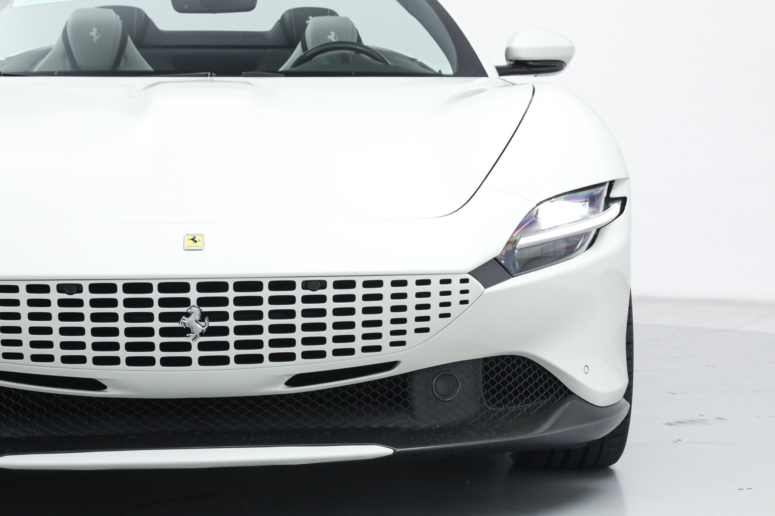 Certified Used 2024 Bianco Avus Ferrari  image 15