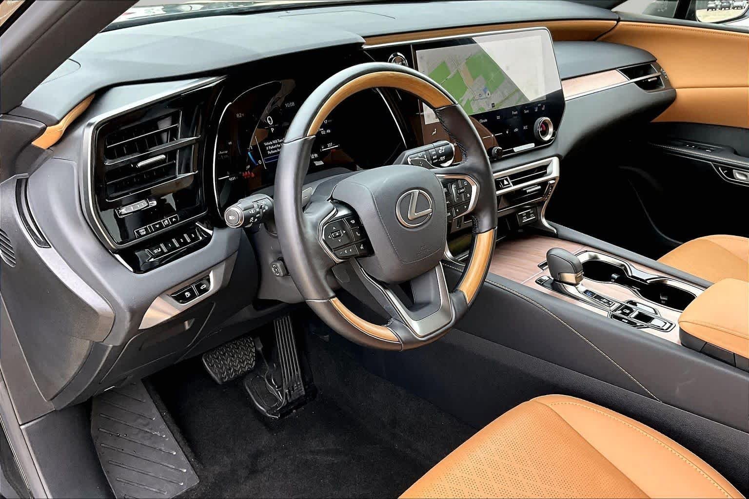 Used 2025 Caviar Lexus Premium Plus image 18