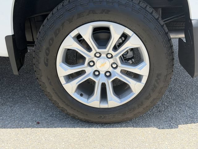 New 2026 Summit White Chevrolet LTZ image 11