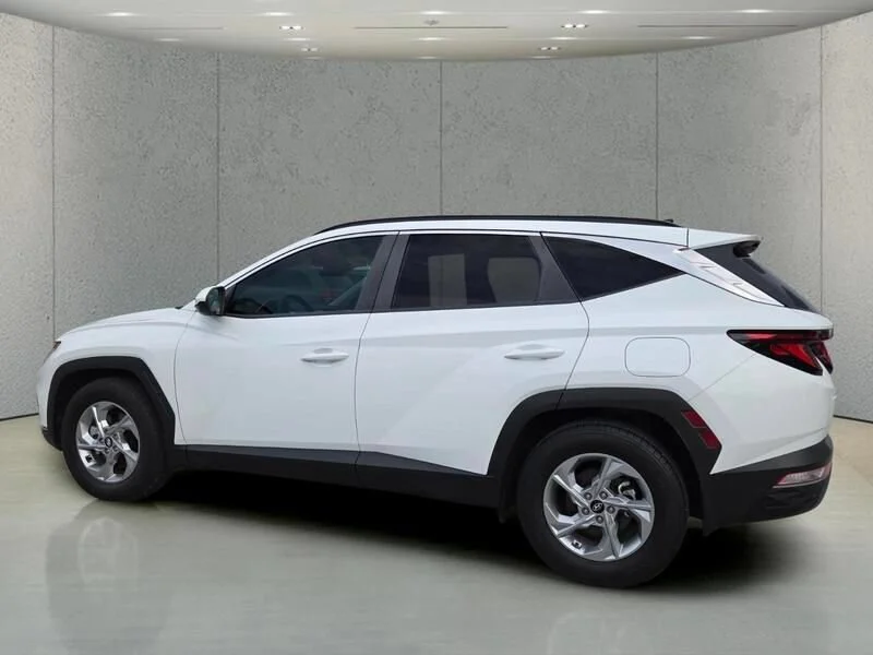 Used 2024 White Pearl Hyundai SEL image 34