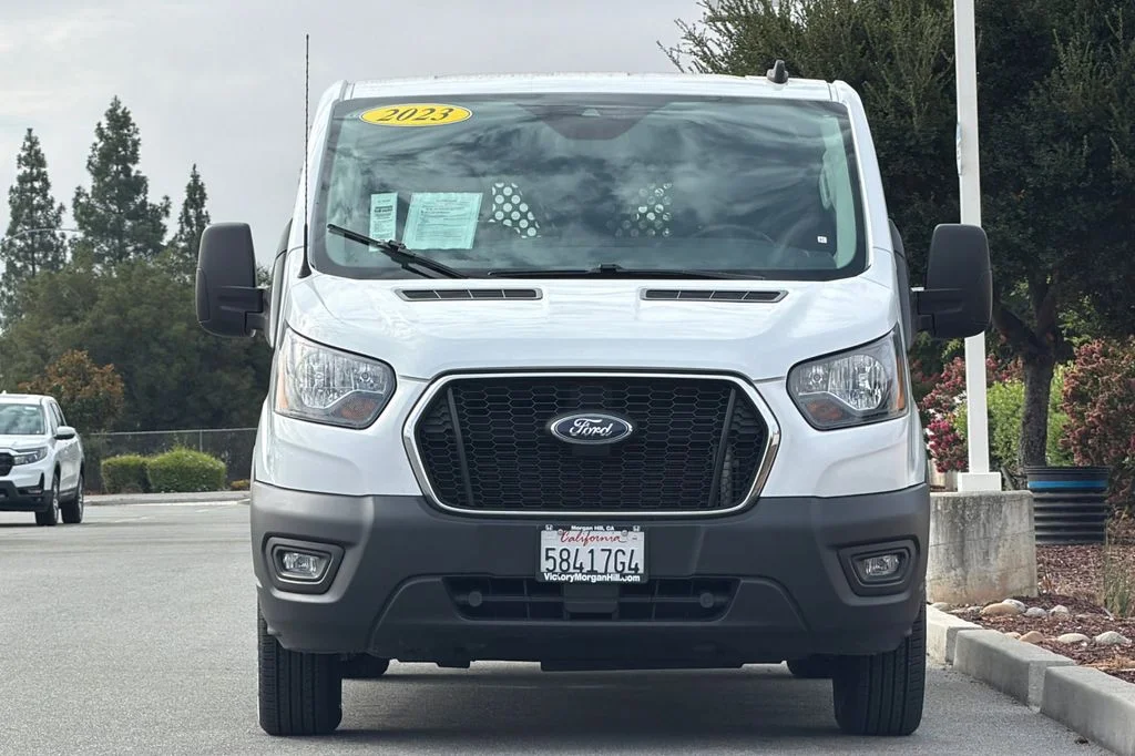Used 2023 Oxford White Ford Base image 9