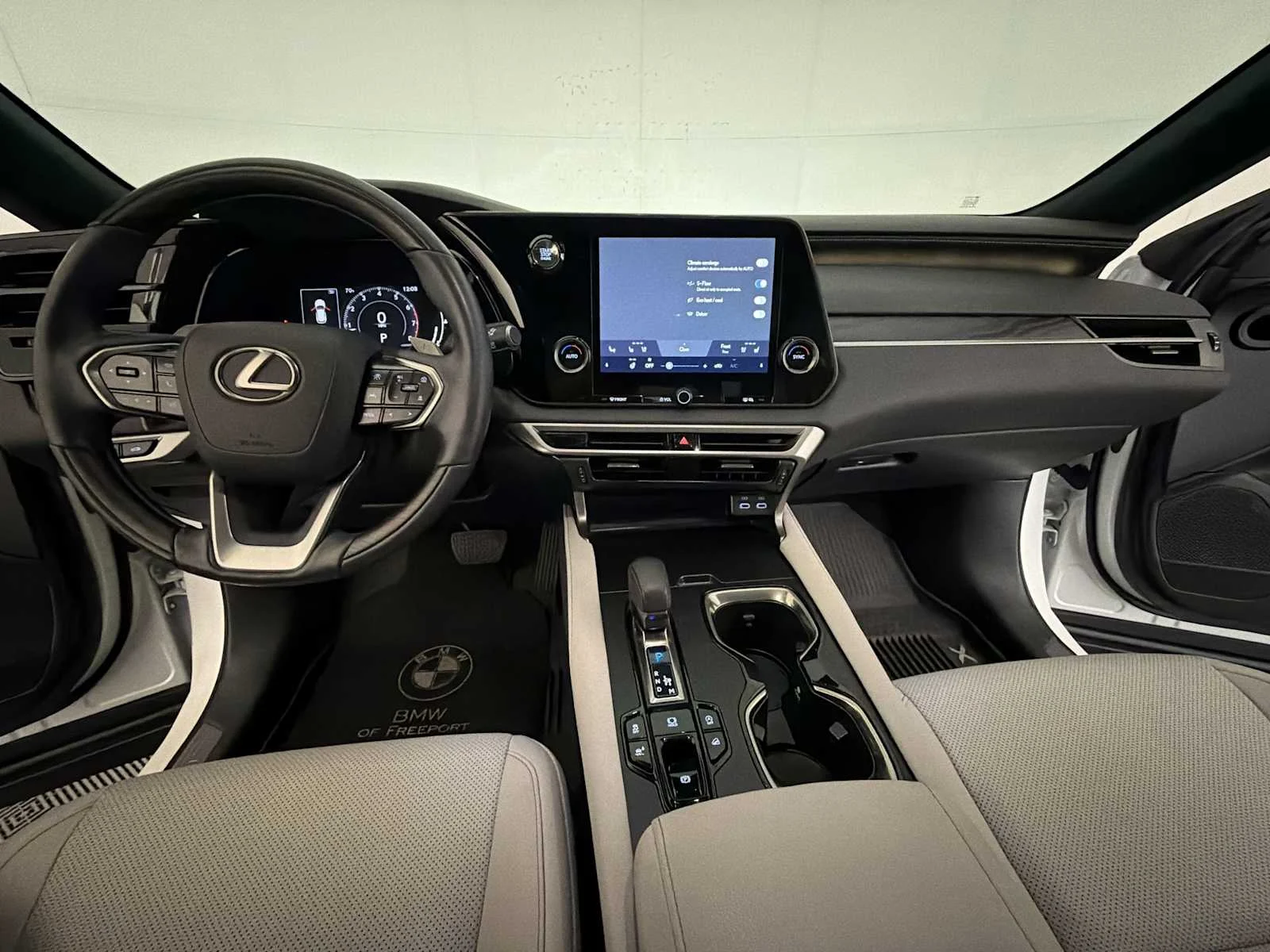 Used 2023 Eminent White Pearl Lexus Premium image 16